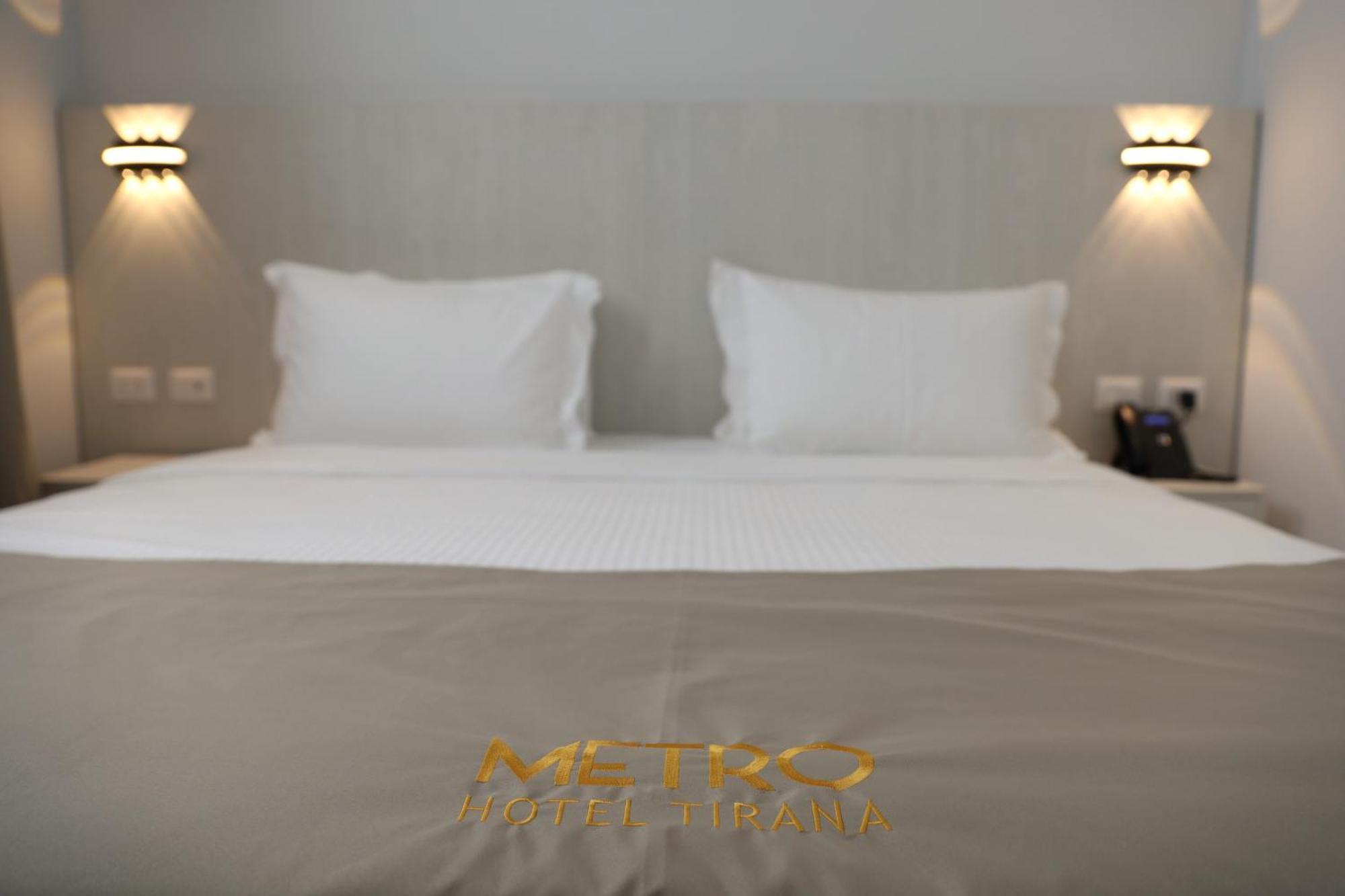 Metro Hotel Terminal Tiranë Ngoại thất bức ảnh